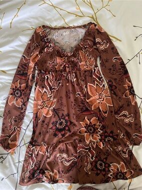 SO Brown Floral Long-Sleeve V-Neck Dress